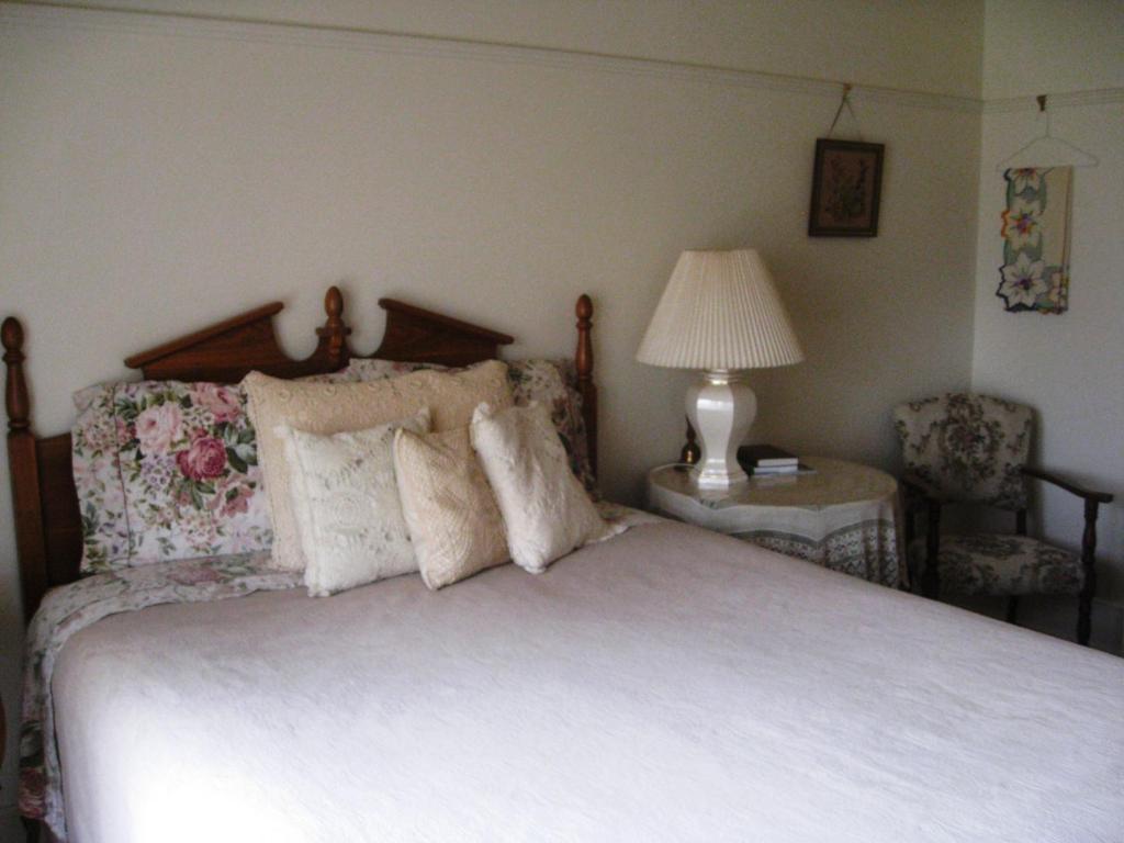 Sproule Heritage Bed & Breakfast Strathmore Exterior photo